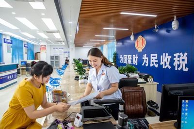 便利服务优环境 一路春风一路歌--党的十八大以来税务部门持续优化税费服务改善税收营商环境综述